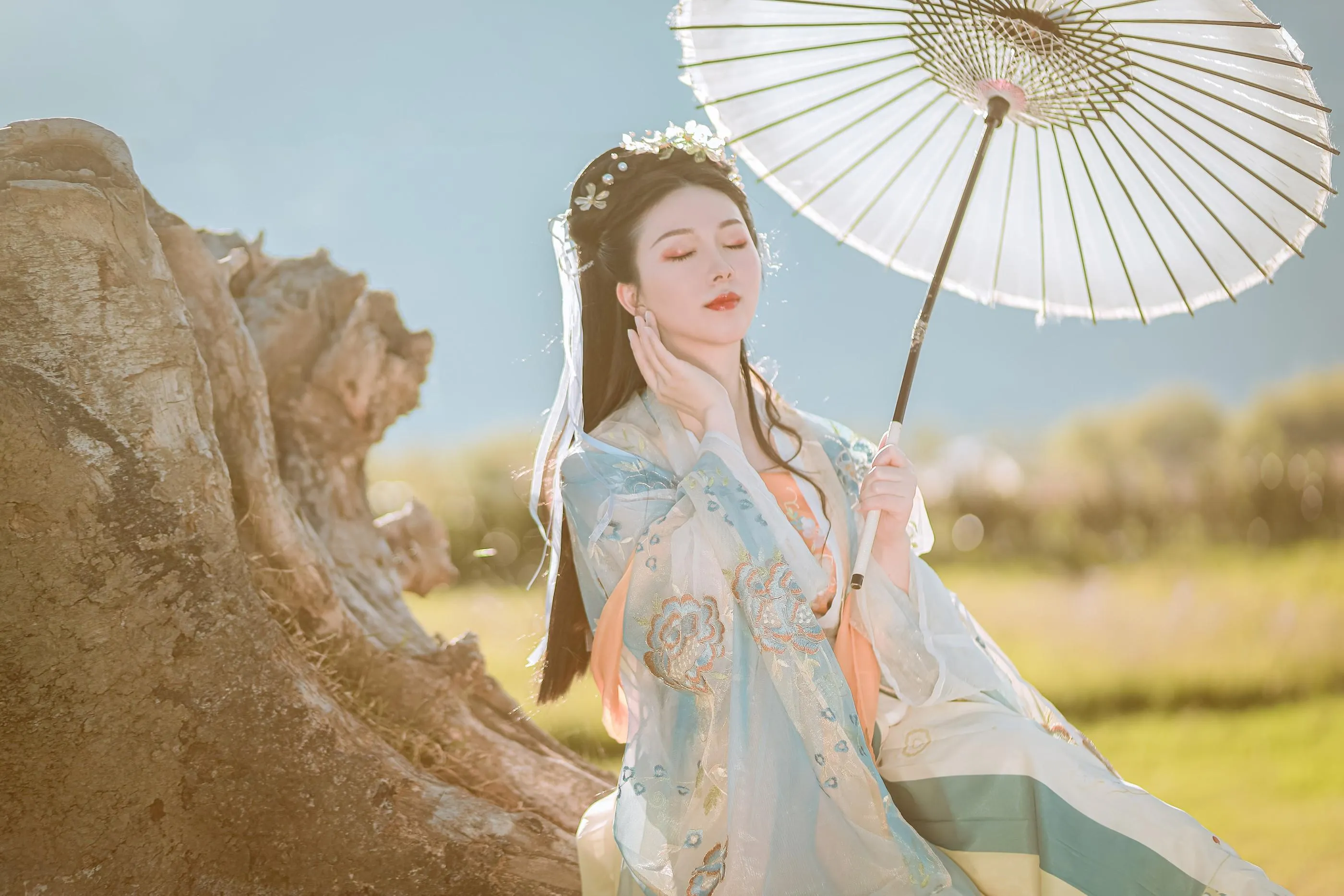 [YITUYU艺图语]2022.02.05 玉肌伴轻风 阿兰 [24P]插图5